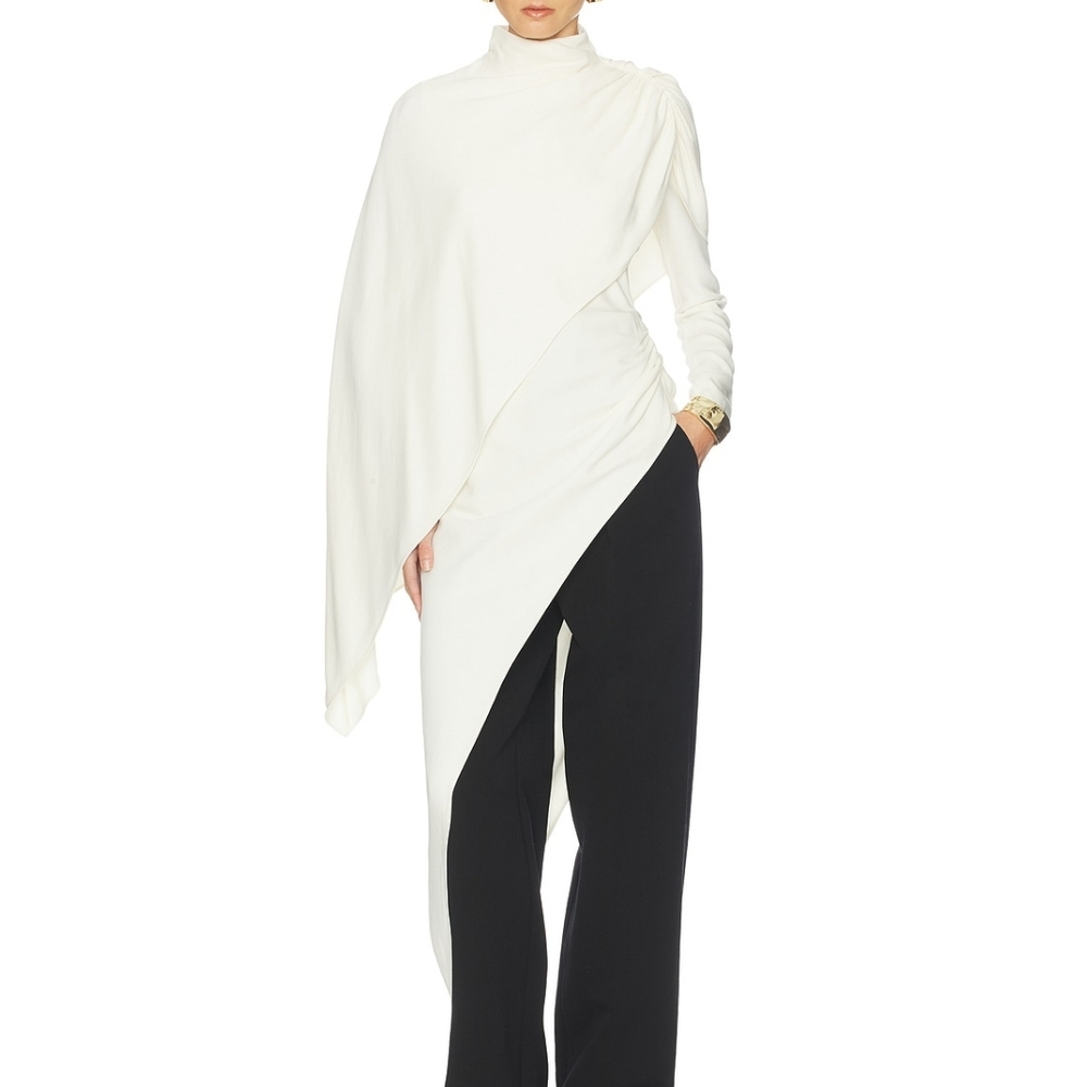 Helsa The Wilhelmina Cape Top in Cream